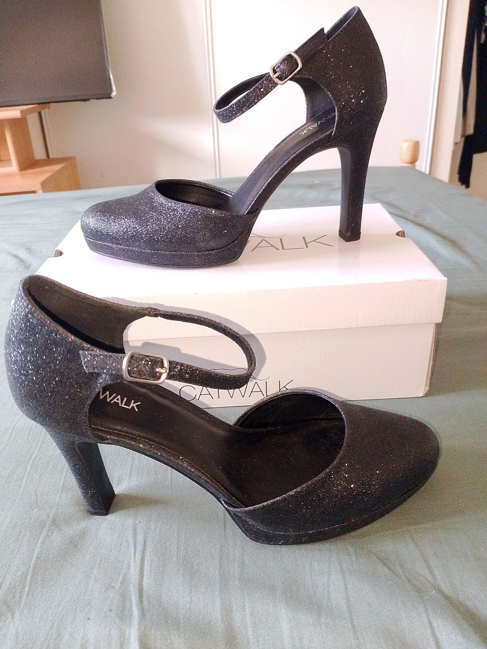 🌟 Escarpins noirs pailletés à plateforme Catwalk (Taille 41) – Neufs – photo 6